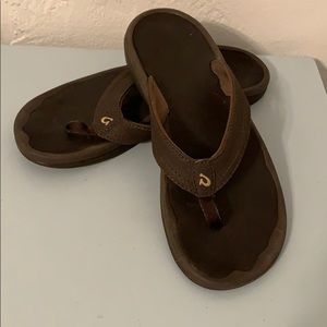 Olu’kai brown flip flops